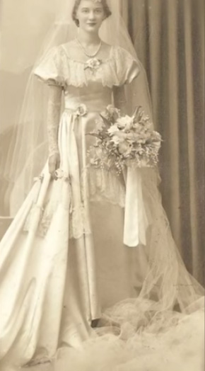 Bride dress13