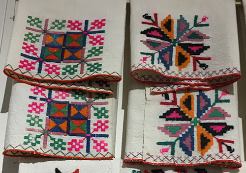 embroidered kerchiefs as wedding favors in Ukraine