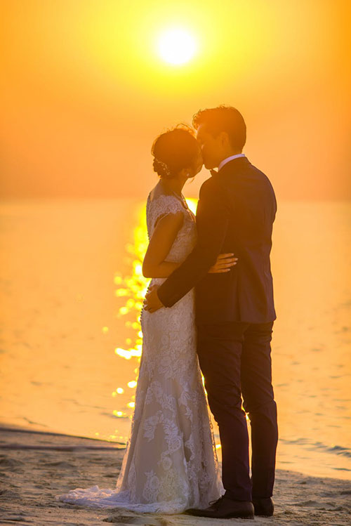The right lighting for wedding photos