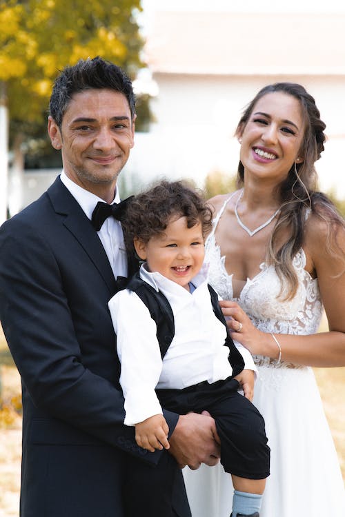 Wedding photos with babies or kids are most adorable