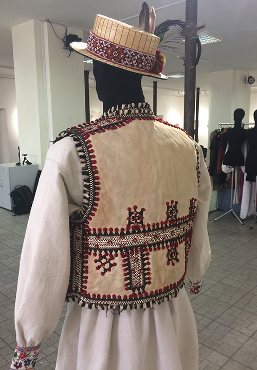 Vintage groom’s wedding attire from Ukraine, first half of the 20th century