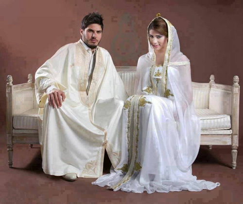 Tunisian couple in white wedding outfits