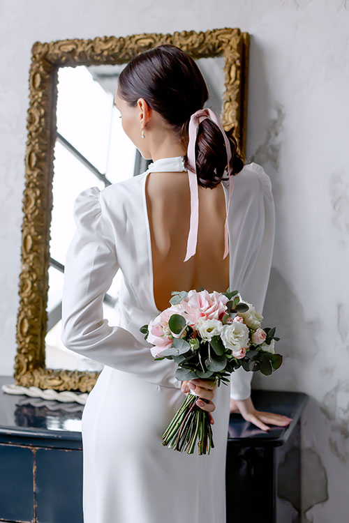 Can you wear ponytail for your wedding?