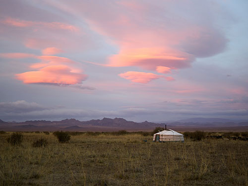 Mongolian newlyweds get a yurt as wedding gift