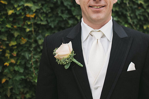 Groom’s buttonhole and boutonniere ideas for your inspiration