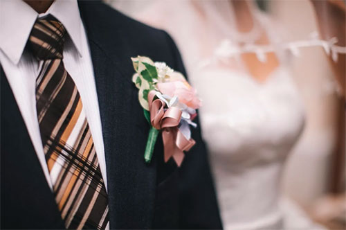 Groom’s buttonhole and boutonniere ideas for your inspiration