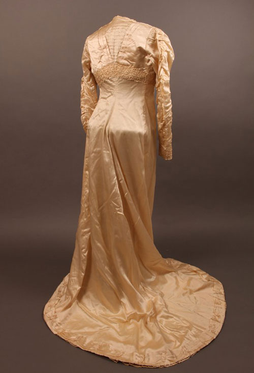 Swedish vintage wedding dress from early 20th century