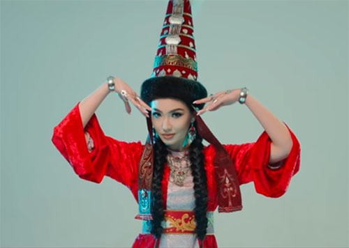 Kazakh traditional bridal headdress saukele