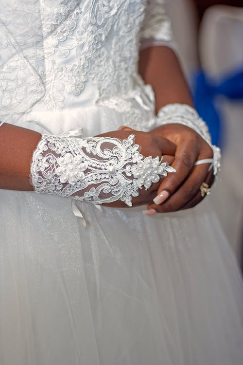 Wedding gloves ideas for your inspiration